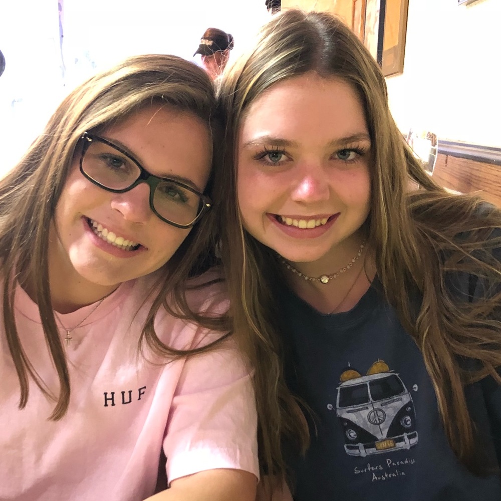 Meet your Posher, Ella